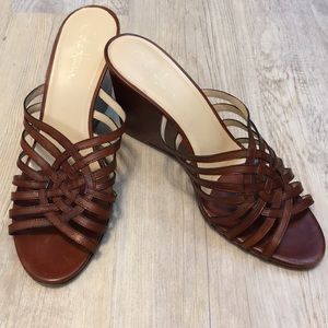 Cole hann wedges